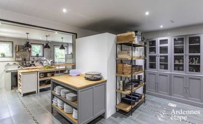 Vakantie midden in de natuur in de Ardennen: ruime villa in Houffalize (Nadrin) voor 28 personen met talrijke voorzieningen en diensten, huisdieren welkom