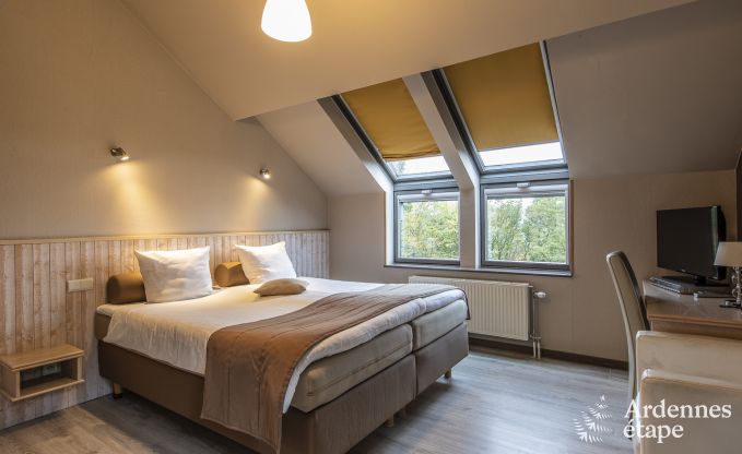 Vakantie midden in de natuur in de Ardennen: ruime villa in Houffalize (Nadrin) voor 28 personen met talrijke voorzieningen en diensten, huisdieren welkom