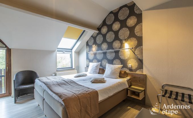 Vakantie midden in de natuur in de Ardennen: ruime villa in Houffalize (Nadrin) voor 28 personen met talrijke voorzieningen en diensten, huisdieren welkom