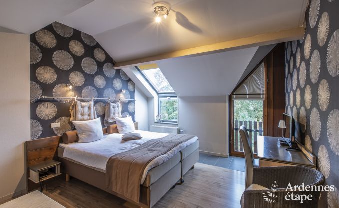 Vakantie midden in de natuur in de Ardennen: ruime villa in Houffalize (Nadrin) voor 28 personen met talrijke voorzieningen en diensten, huisdieren welkom