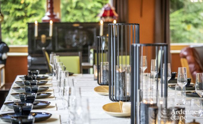 Vakantie midden in de natuur in de Ardennen: ruime villa in Houffalize (Nadrin) voor 28 personen met talrijke voorzieningen en diensten, huisdieren welkom