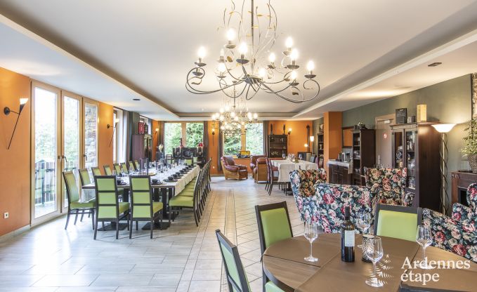 Vakantie midden in de natuur in de Ardennen: ruime villa in Houffalize (Nadrin) voor 28 personen met talrijke voorzieningen en diensten, huisdieren welkom