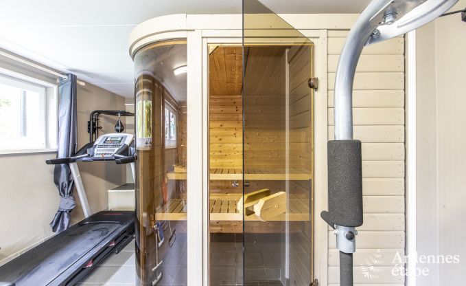 Vakantie midden in de natuur in de Ardennen: ruime villa in Houffalize (Nadrin) voor 18 personen met talrijke voorzieningen en diensten, huisdieren welkom