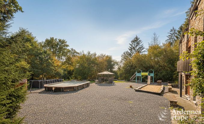 Vakantie midden in de natuur in de Ardennen: ruime villa in Houffalize (Nadrin) voor 18 personen met talrijke voorzieningen en diensten, huisdieren welkom