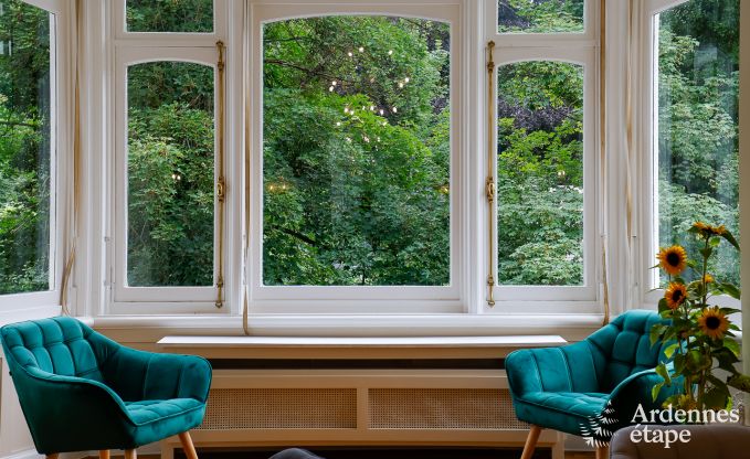 Ruime villa aan het water in Namen voor 25 personen met 8 slaap- en badkamers, priv�tuin en professioneel uitgeruste keuken