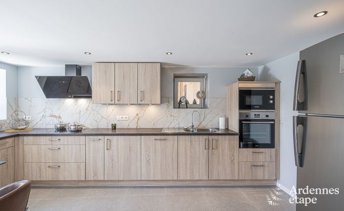 Comfortabel vakantiehuis voor 8 personen in Namen, met zwembad