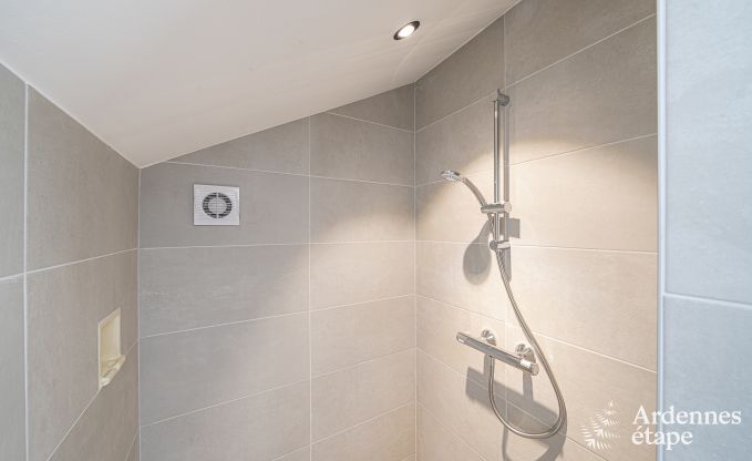 Comfortabel vakantiehuis voor 8 personen in Namen, met zwembad