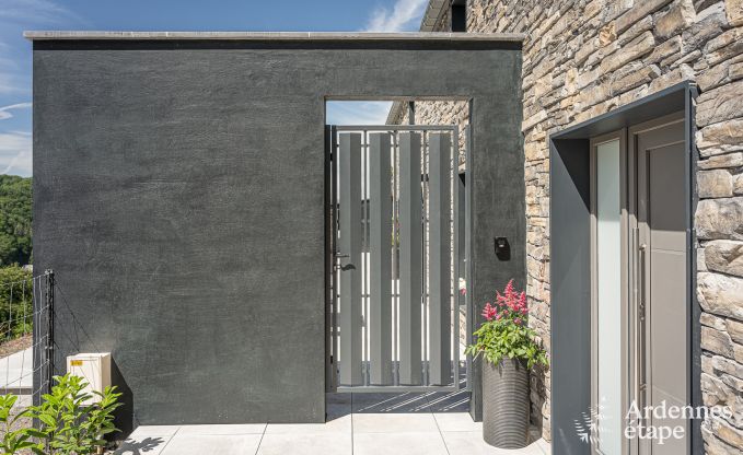 Comfortabel vakantiehuis voor 8 personen in Namen, met zwembad