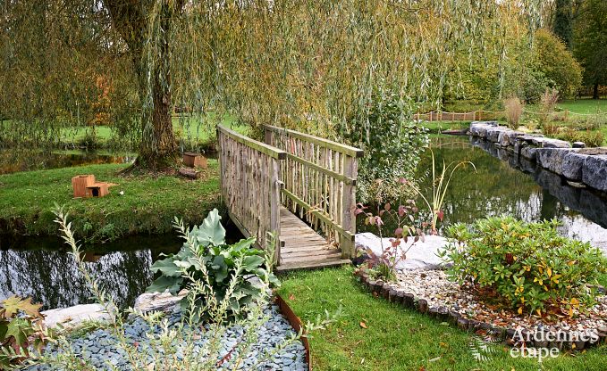 Charmant vakantiehuis voor 8 personen in Hamois met 4 slaapkamers, 3 badkamers, priv�tuin, speelruimte en terras aan het water