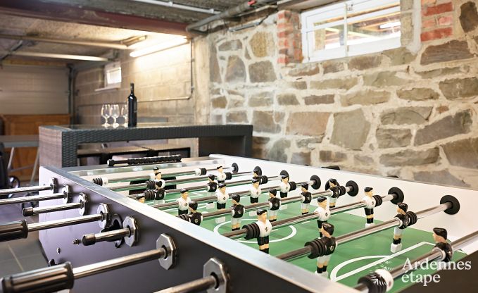 Charmant vakantiehuis voor 8 personen in Hamois met 4 slaapkamers, 3 badkamers, priv�tuin, speelruimte en terras aan het water