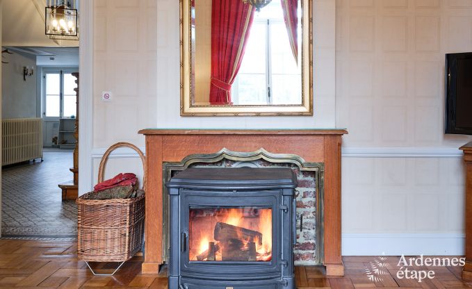 Prachtig gerenoveerd kasteel met zwembad in Nassogne, Ardennen