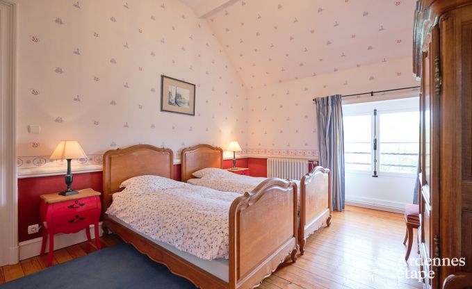 Prachtig gerenoveerd kasteel met zwembad in Nassogne, Ardennen