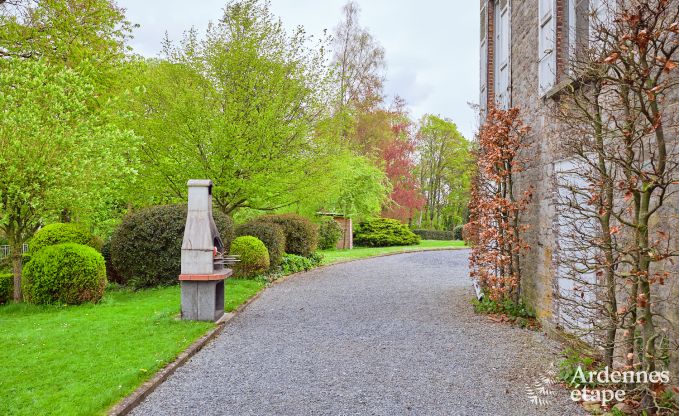 Prachtig gerenoveerd kasteel met zwembad in Nassogne, Ardennen