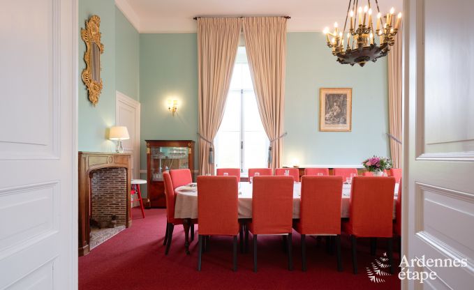 Prachtig gerenoveerd kasteel met zwembad in Nassogne, Ardennen