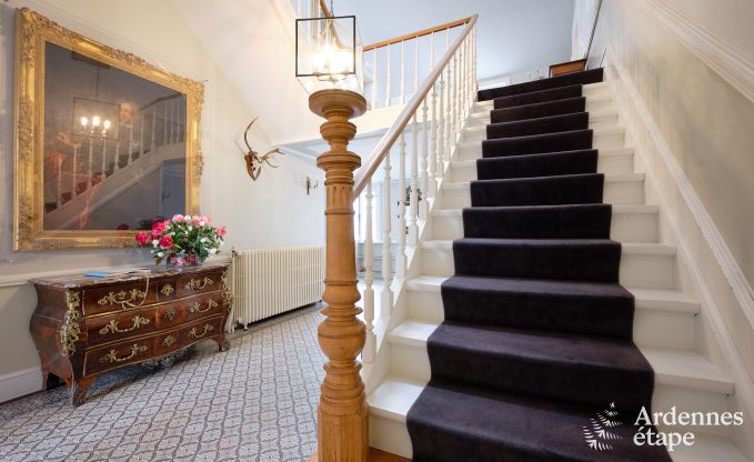 Prachtig gerenoveerd kasteel met zwembad in Nassogne, Ardennen