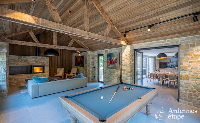 Luxueuze villa in Nassogne met jacuzzi, 6 slaapkamers en 6 badkamers