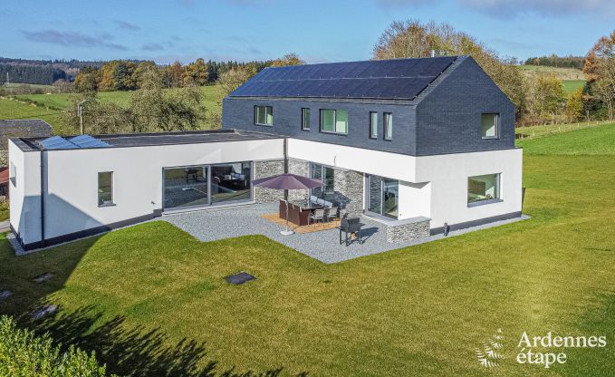 Luxe villa met binnenzwembad in Neufch�teau voor 8 personen, perfect voor gezinnen en koppels