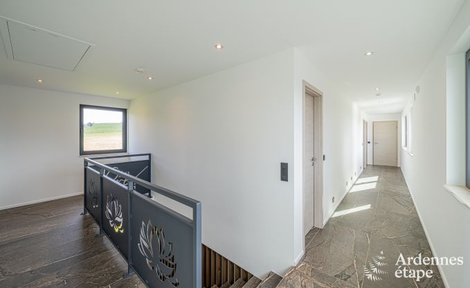 Luxe villa met binnenzwembad in Neufch�teau voor 8 personen, perfect voor gezinnen en koppels