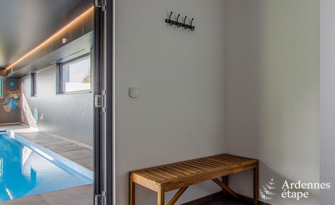 Luxe villa met binnenzwembad in Neufch�teau voor 8 personen, perfect voor gezinnen en koppels