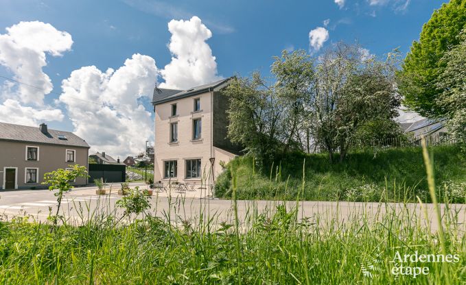 Vakantiehuis in Neufchâteau voor 18/23 personen in de Ardennen
