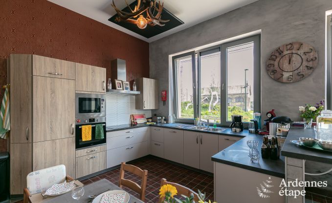 Vakantiehuis in Neufch�teau voor 18/23 personen in de Ardennen