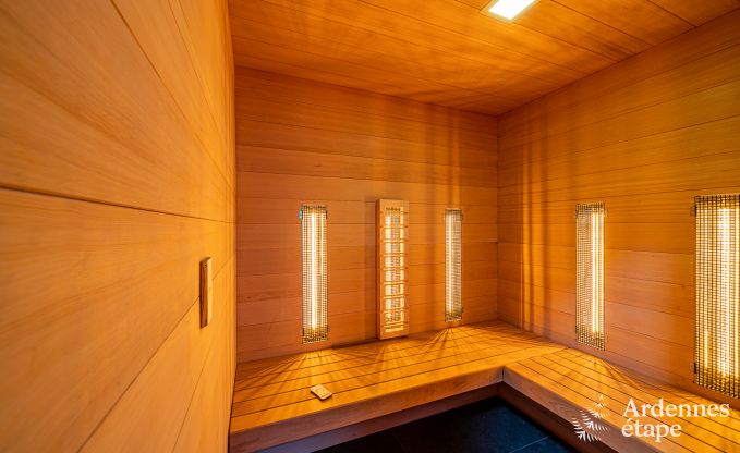 Vakantiehuis in Neufchteau voor 22/24 personen in de Ardennen