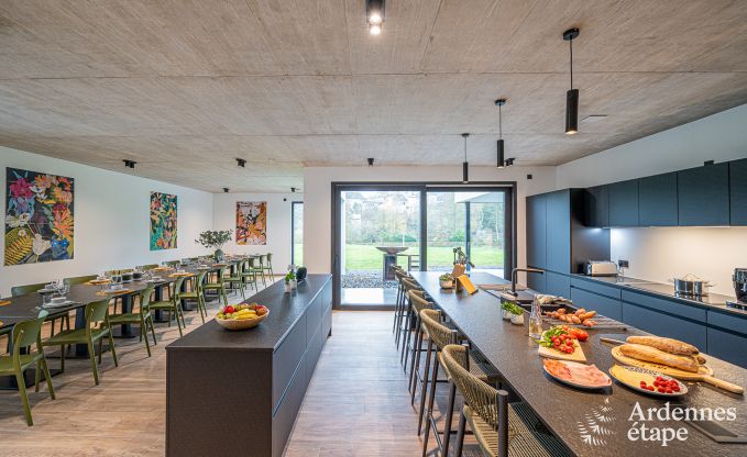 Vakantiehuis in Neufchteau voor 22/24 personen in de Ardennen