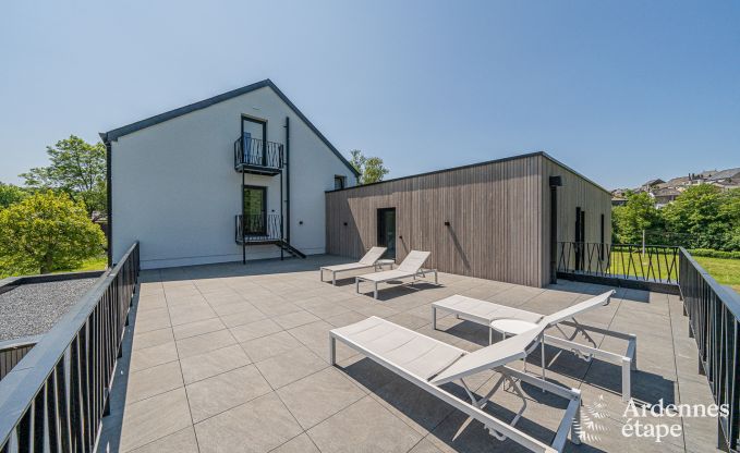 Vakantiehuis in Neufchteau voor 22/24 personen in de Ardennen