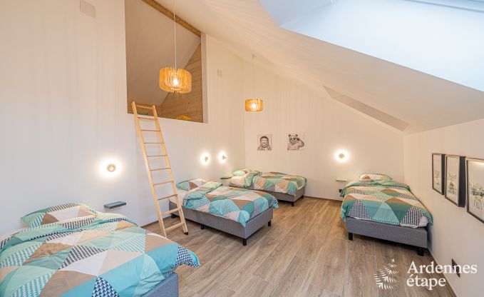Vakantiehuis in Neufchteau voor 22/24 personen in de Ardennen