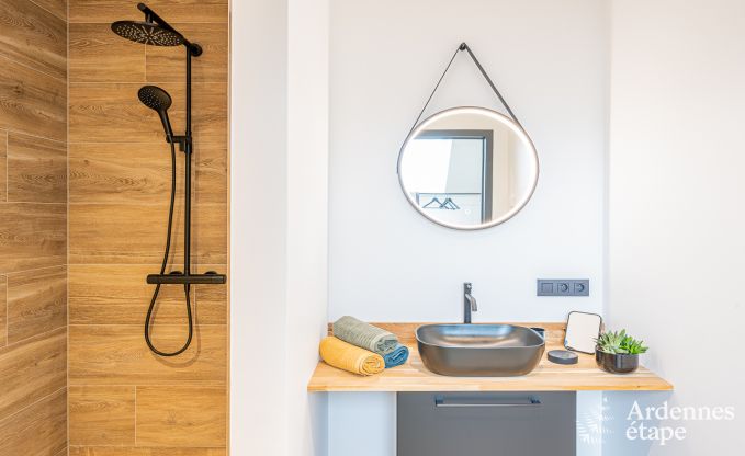 Vakantiehuis in Neufchteau voor 22/24 personen in de Ardennen