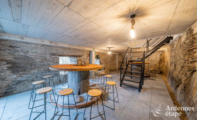 Vakantiehuis in Neufchteau voor 22/24 personen in de Ardennen
