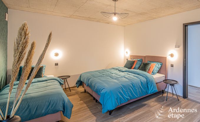 Vakantiehuis in Neufchteau voor 22/24 personen in de Ardennen