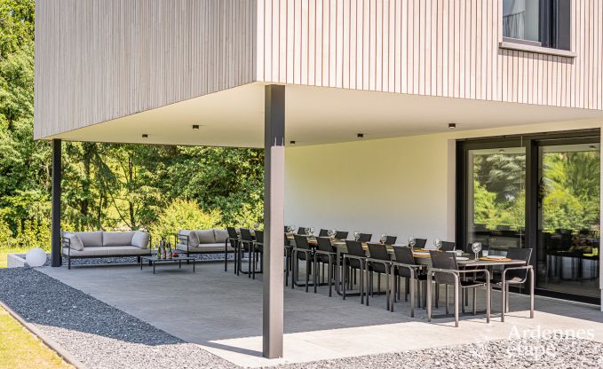 Vakantiehuis in Neufchteau voor 22/24 personen in de Ardennen