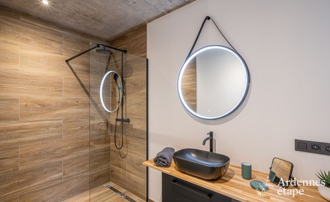 Vakantiehuis in Neufchteau voor 22/24 personen in de Ardennen