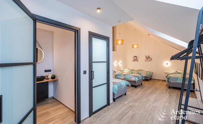 Vakantiehuis in Neufchteau voor 22/24 personen in de Ardennen