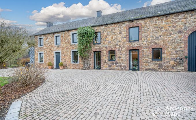 Vakantievilla in Ohey: luxe verblijf voor 10 personen met sauna, jacuzzi en priv�tuin