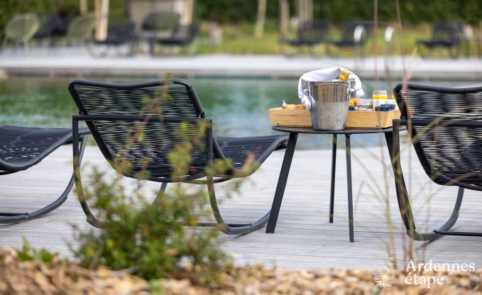 Luxueus appartement voor twee met zwembad in het prachtige Ohey