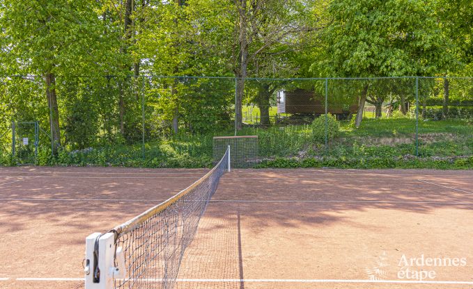Vakantiehuis met tennisbaan in Onhaye voor 2/3 personen in de Ardennen