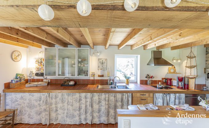 Vakantiehuis met tennisbaan in Onhaye voor 2/3 personen in de Ardennen