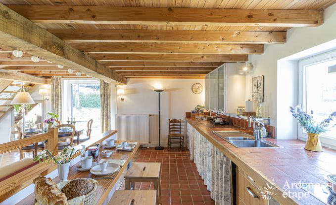 Vakantiehuis met tennisbaan in Onhaye voor 2/3 personen in de Ardennen