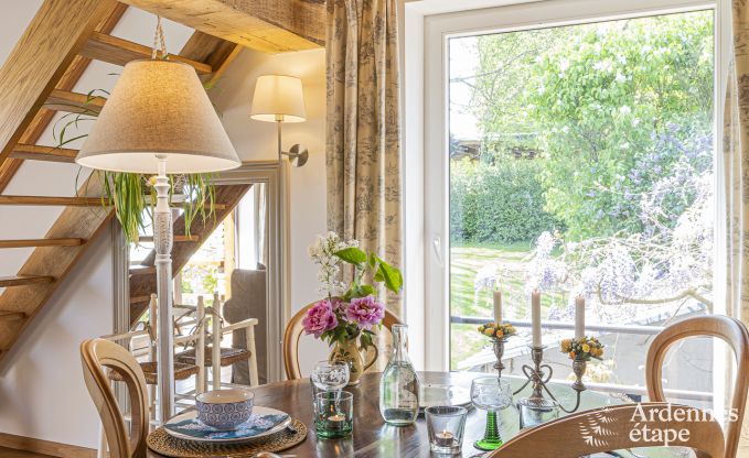 Vakantiehuis met tennisbaan in Onhaye voor 2/3 personen in de Ardennen