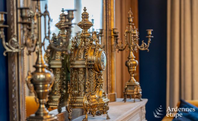 Luxe kasteel voor 30 personen in Ouffet met 14 slaapkamers, 12 badkamers, binnenzwembad, sauna en priv�tuin