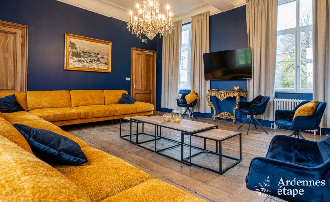 Luxe kasteel voor 30 personen in Ouffet met 14 slaapkamers, 12 badkamers, binnenzwembad, sauna en priv�tuin