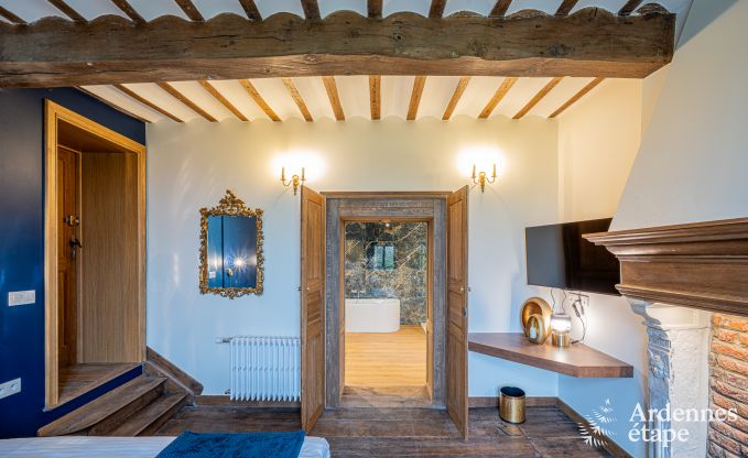 Luxe kasteel voor 30 personen in Ouffet met 14 slaapkamers, 12 badkamers, binnenzwembad, sauna en priv�tuin