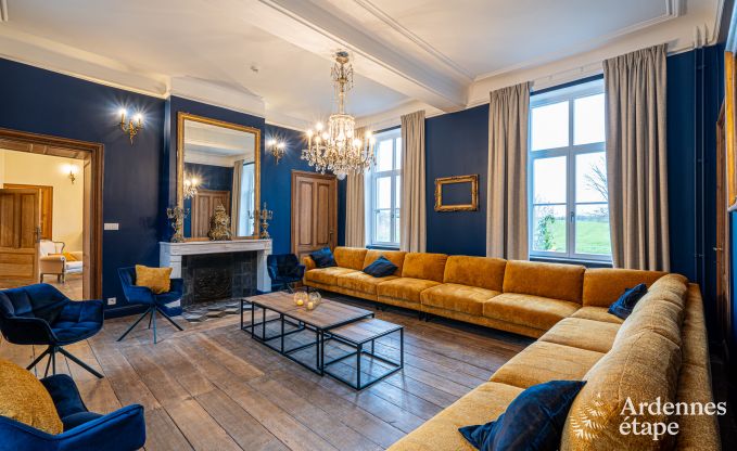 Luxe kasteel voor 30 personen in Ouffet met 14 slaapkamers, 12 badkamers, binnenzwembad, sauna en priv�tuin