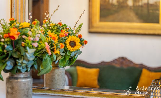 Luxe kasteel voor 30 personen in Ouffet met 14 slaapkamers, 12 badkamers, binnenzwembad, sauna en priv�tuin