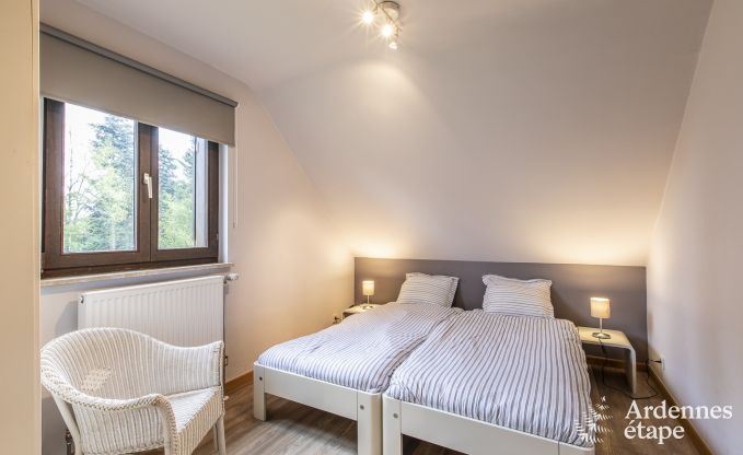 Chalet 4 personen in Ovifat, priv�tuin, familievoorzieningen, comfort en natuur in de Ardennen