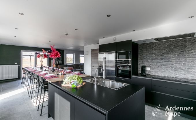 Hoogwaardige vakantiewoning in Paliseul voor 14 personen in de Ardennen