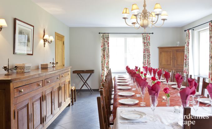 Vakantiehuis in Paliseul voor 22 personen in de Ardennen