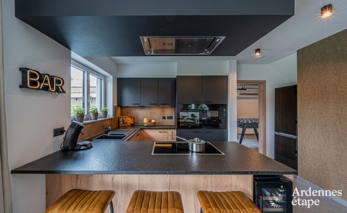 Gezellig vakantiehuis voor 8 personen in Paliseul, vlakbij het bos en de rivier